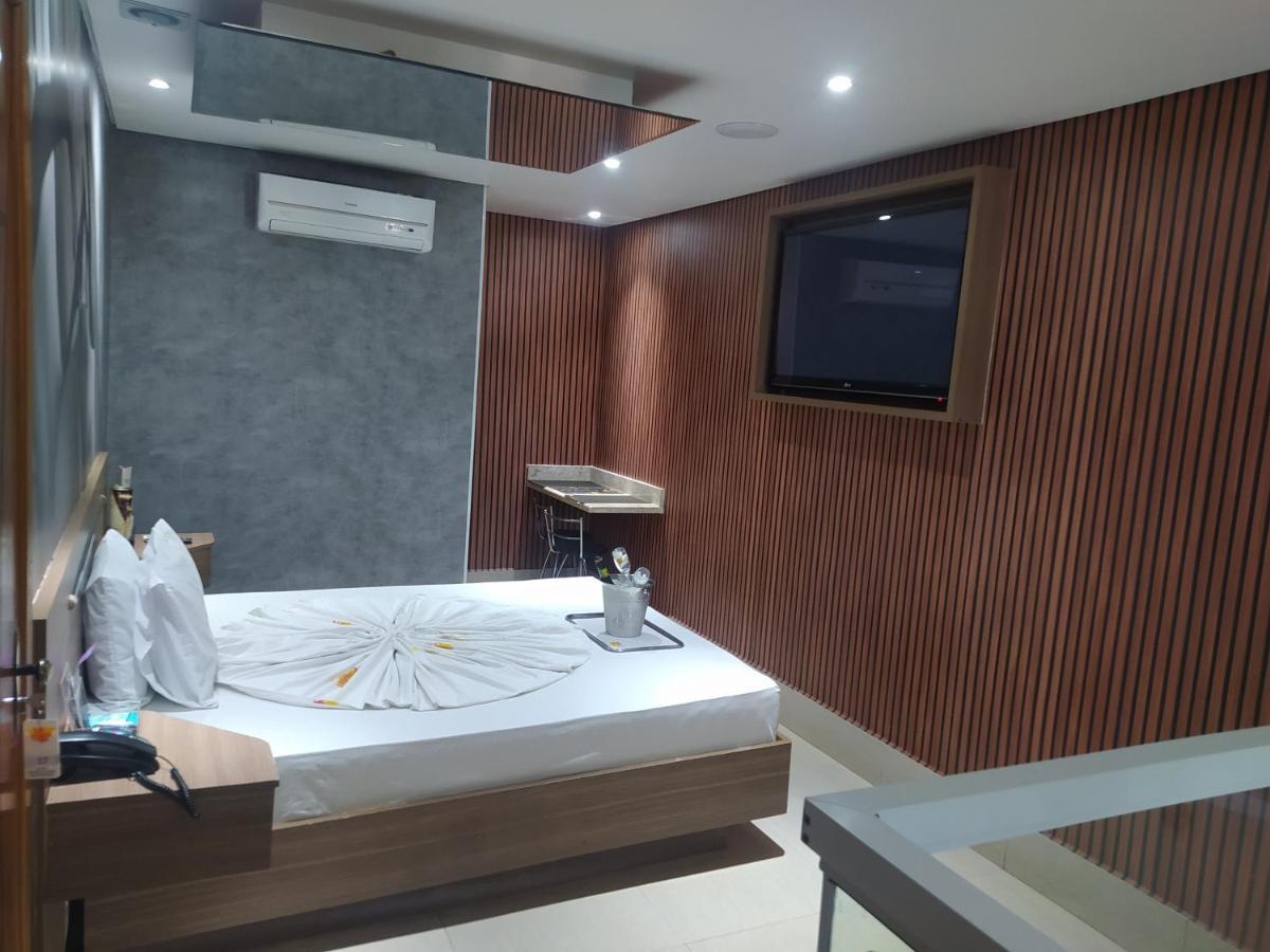 Motel La Folia Ribeirao Preto Ngoại thất bức ảnh