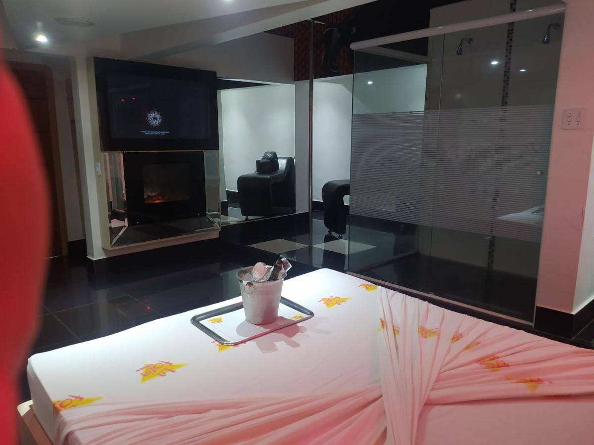 Motel La Folia Ribeirao Preto Ngoại thất bức ảnh