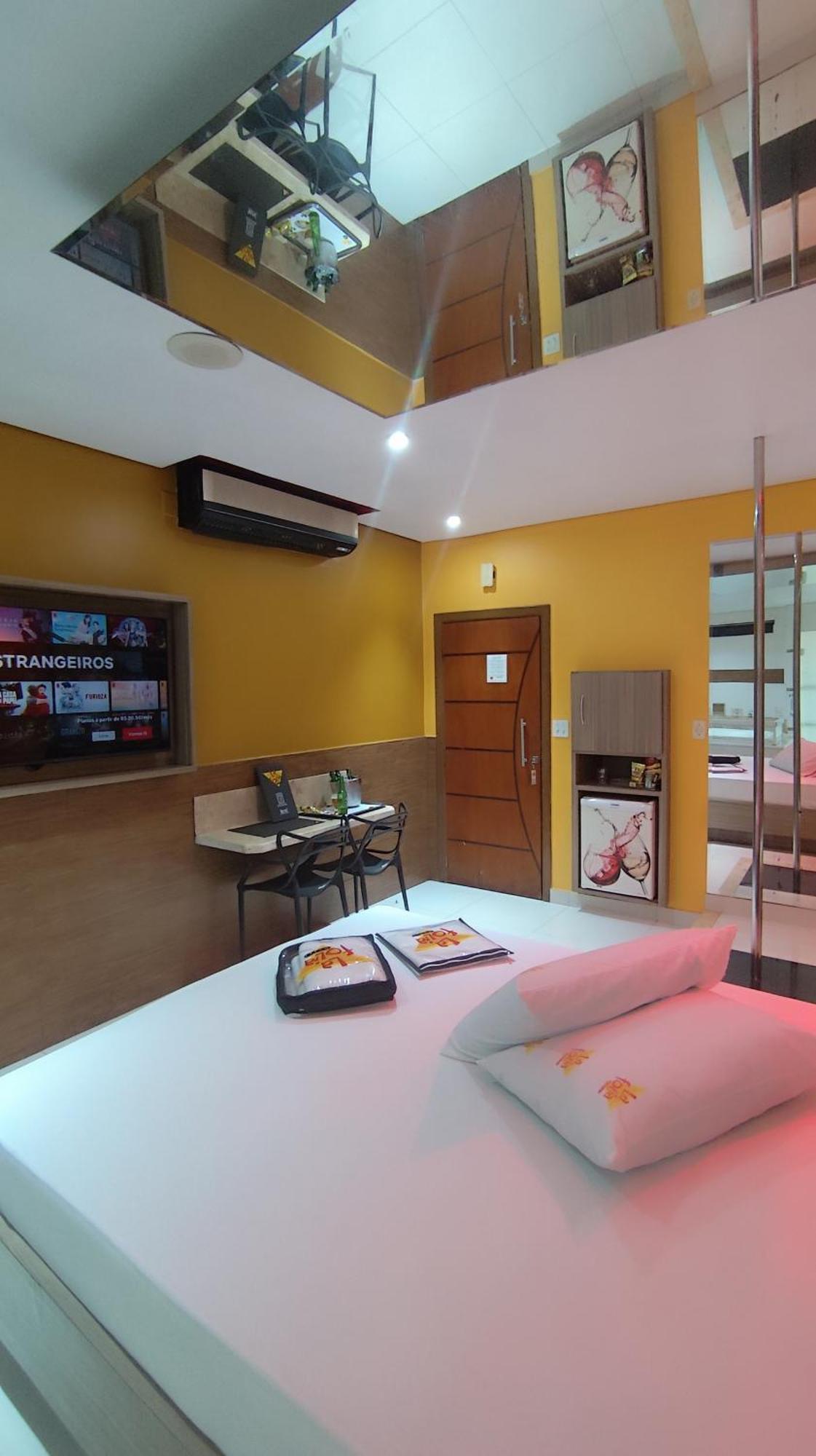 Motel La Folia Ribeirao Preto Ngoại thất bức ảnh